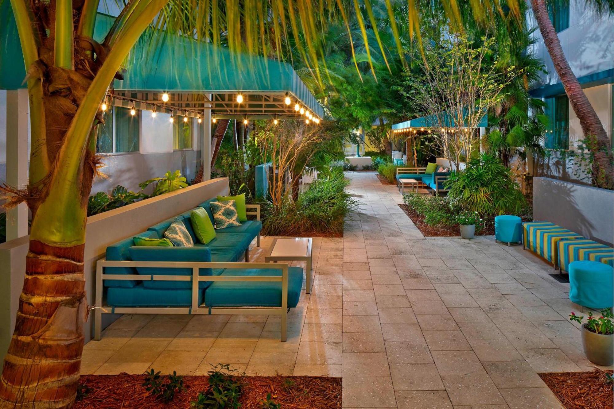 Residence Inn By Marriott Miami Beach Surfside Екстер'єр фото