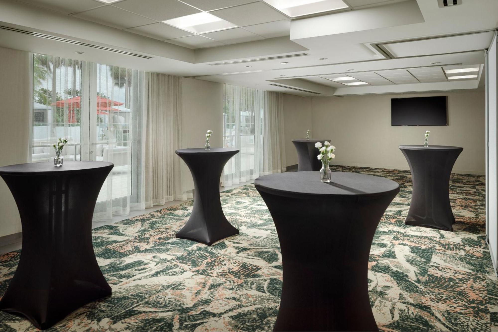 Residence Inn By Marriott Miami Beach Surfside Екстер'єр фото